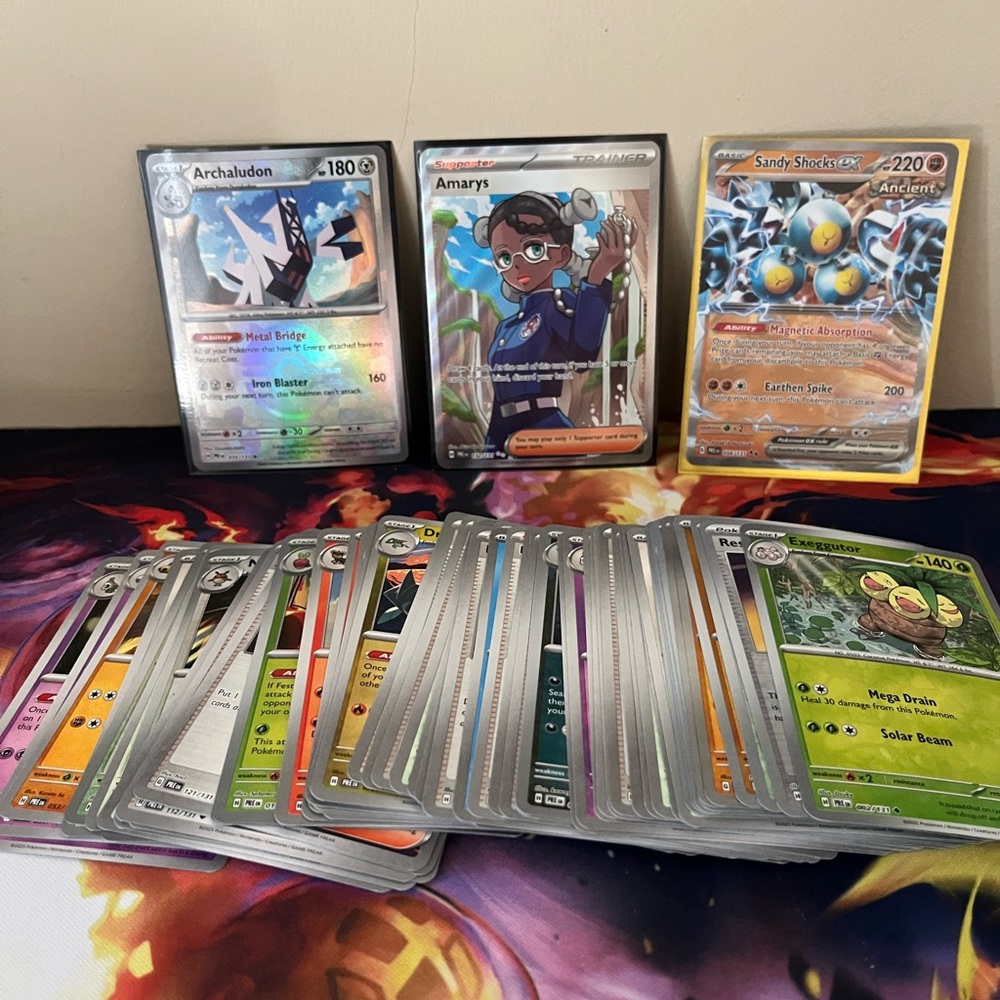 Pokémon TCG Card Lot Prismatic Evolutions